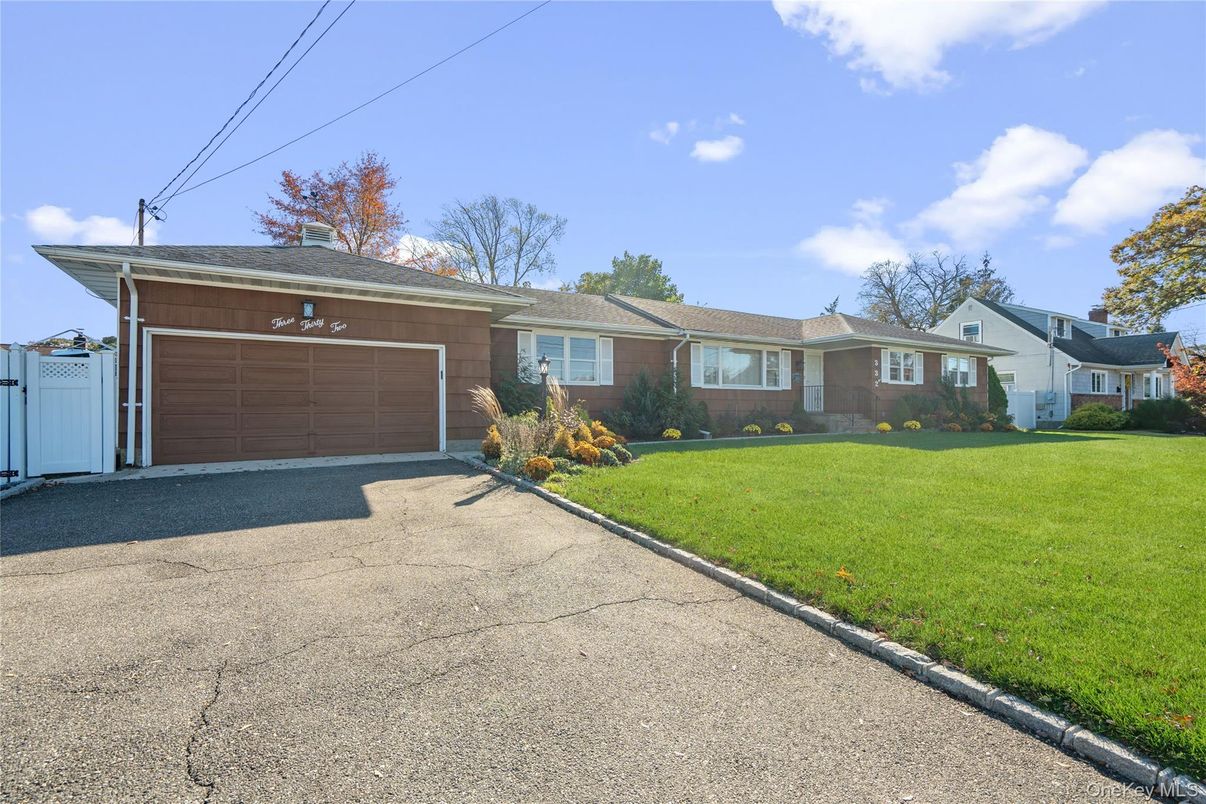 Attached, Backyard, Exterior, Facade, Ranch