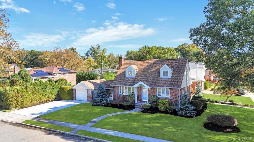 Attached, Exterior, Facade, Brick Facade, Cape Cod