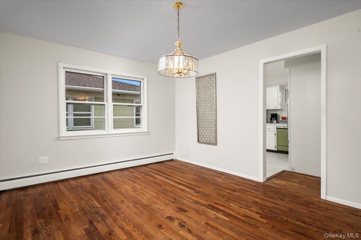 Empty room, Interior, Kitchen, Pendant Lights, Wood Texture Flooring