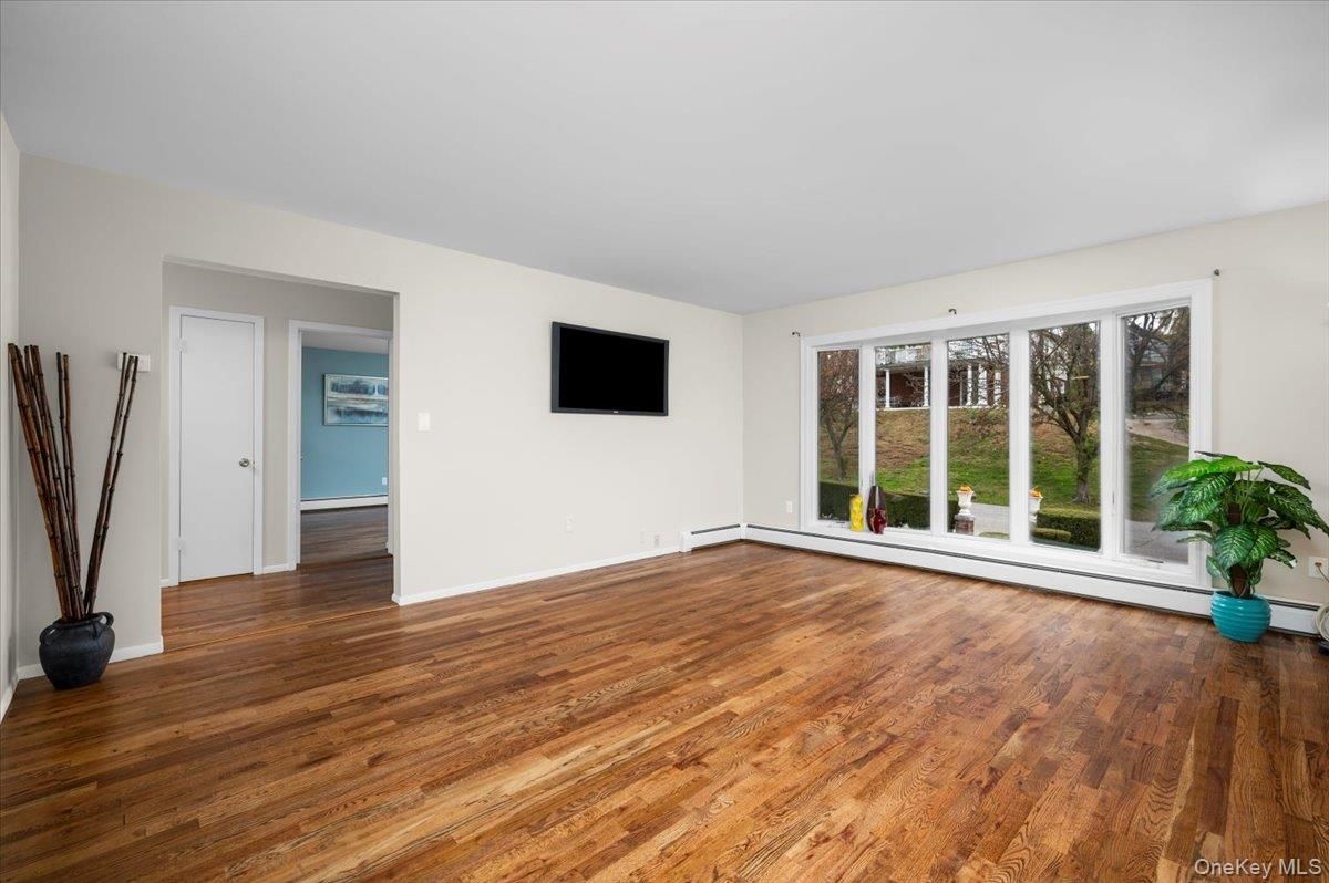 Empty room, Interior, Wood Texture Flooring