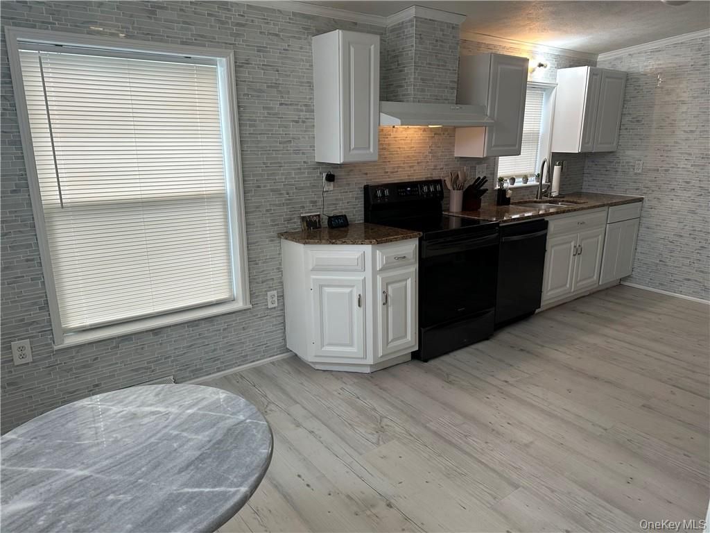 Interior, Kitchen, Stone Walls, Wood Texture Flooring