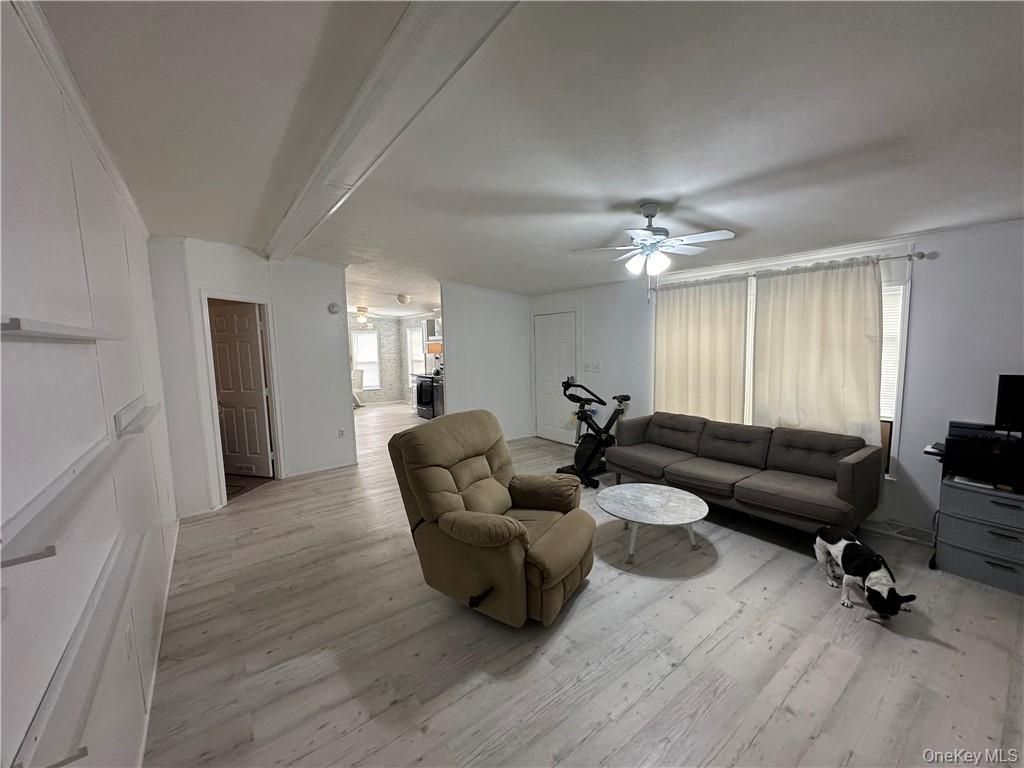 Fitness Equipment, Interior, Living room, Wood Texture Flooring
