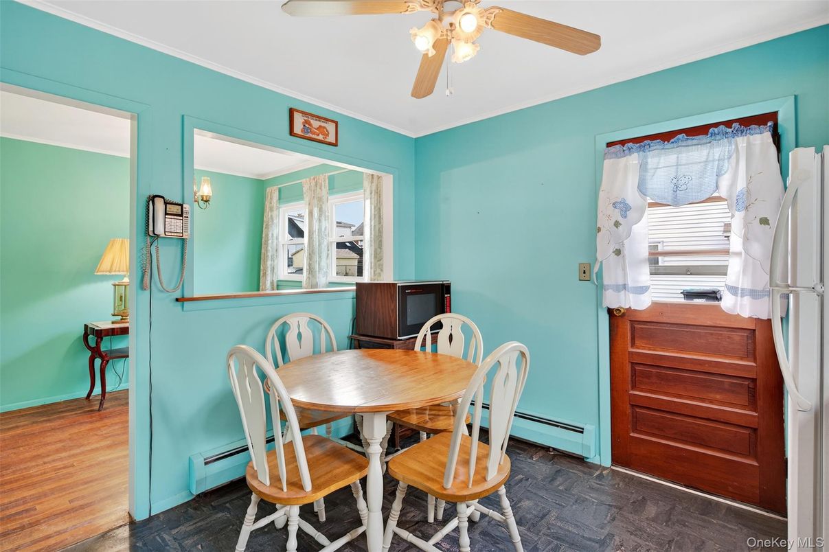 Dining room, Interior, Wood Texture Flooring