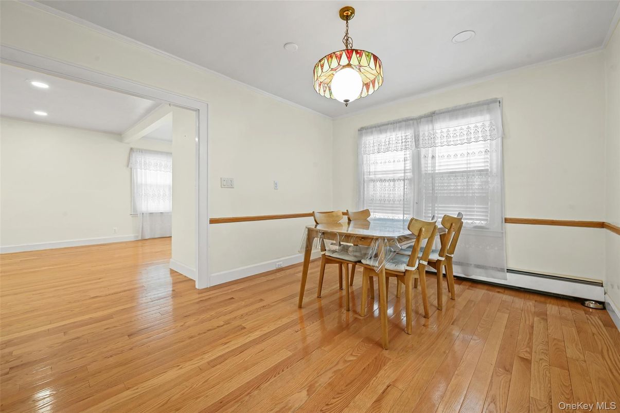Dining room, Interior, Recessed Lighting, Wood Texture Flooring