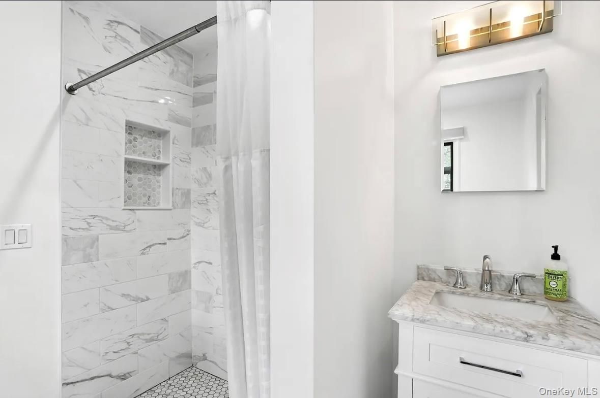 Bathroom, Interior, Marble Walls