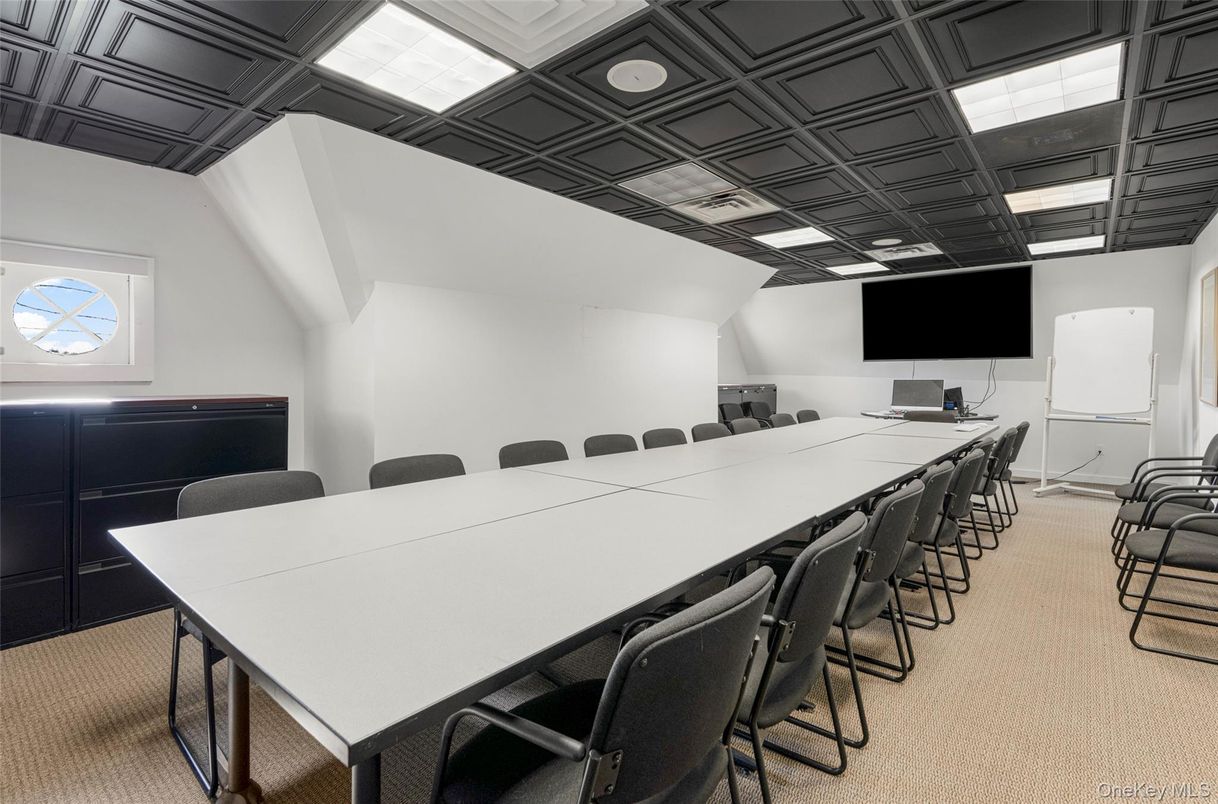 Dining room, Interior