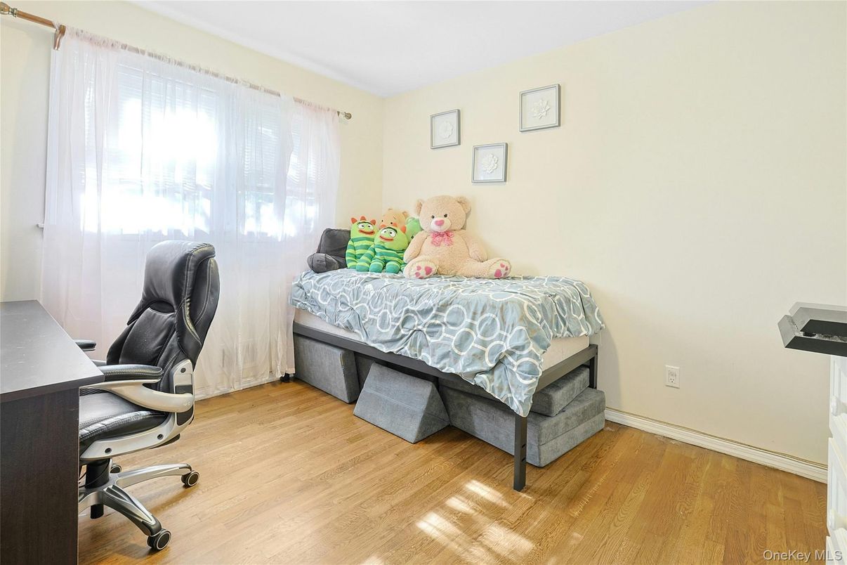 Bedroom, Home Office, Interior, Wood Texture Flooring