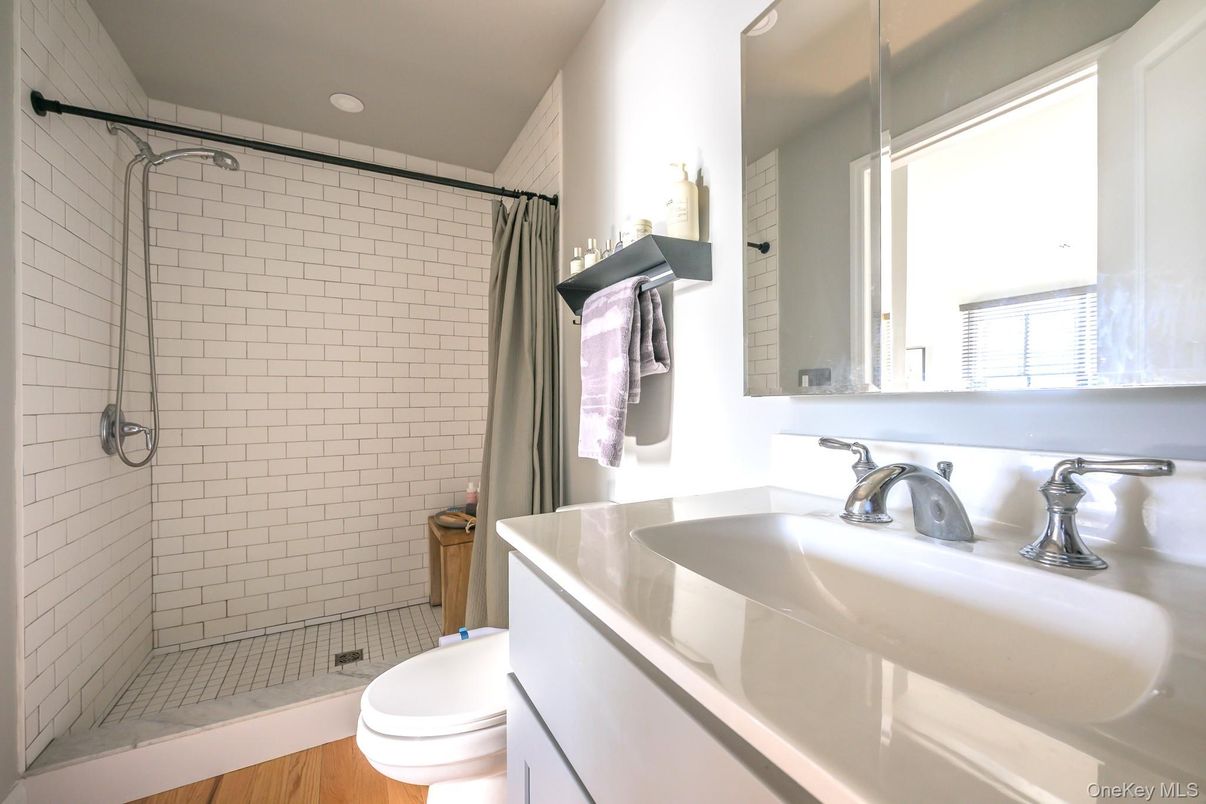 Bathroom, Interior, Recessed Lighting, Wood Texture Flooring