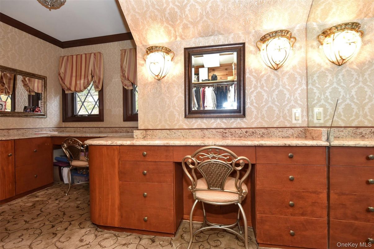 DE Listing image placeholder