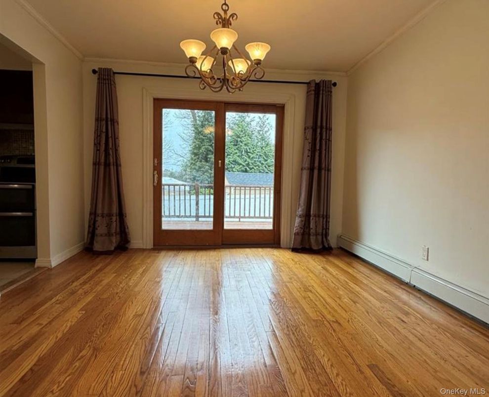 Chandelier, Empty room, Interior, Wood Texture Flooring