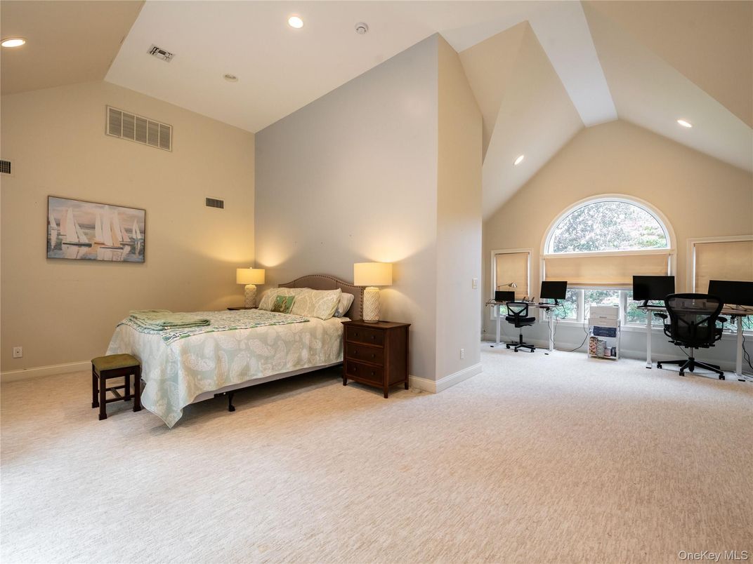 Bedroom, Home Office, Interior, Recessed Lighting