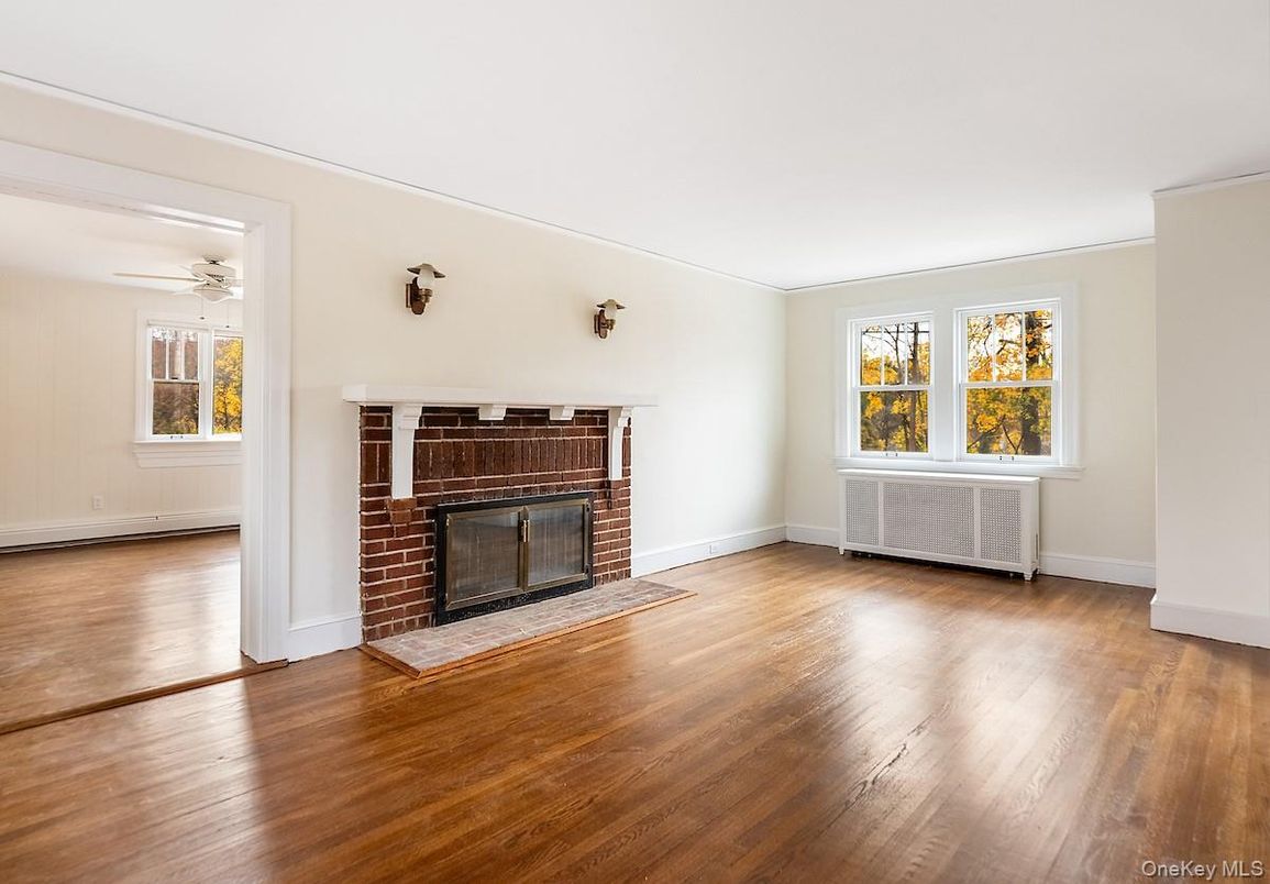 Empty room, Fireplace, Interior, Wood Texture Flooring