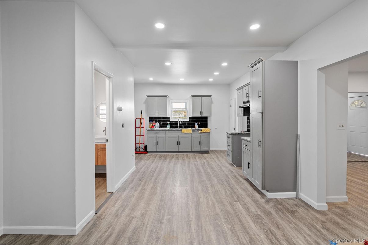 Interior, Kitchen, Recessed Lighting, Wood Texture Flooring