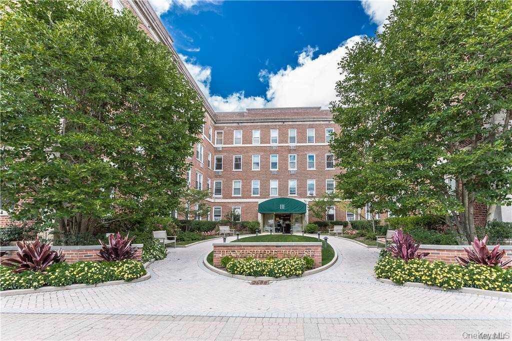 Exterior, Facade, Brick Facade, Condo Building