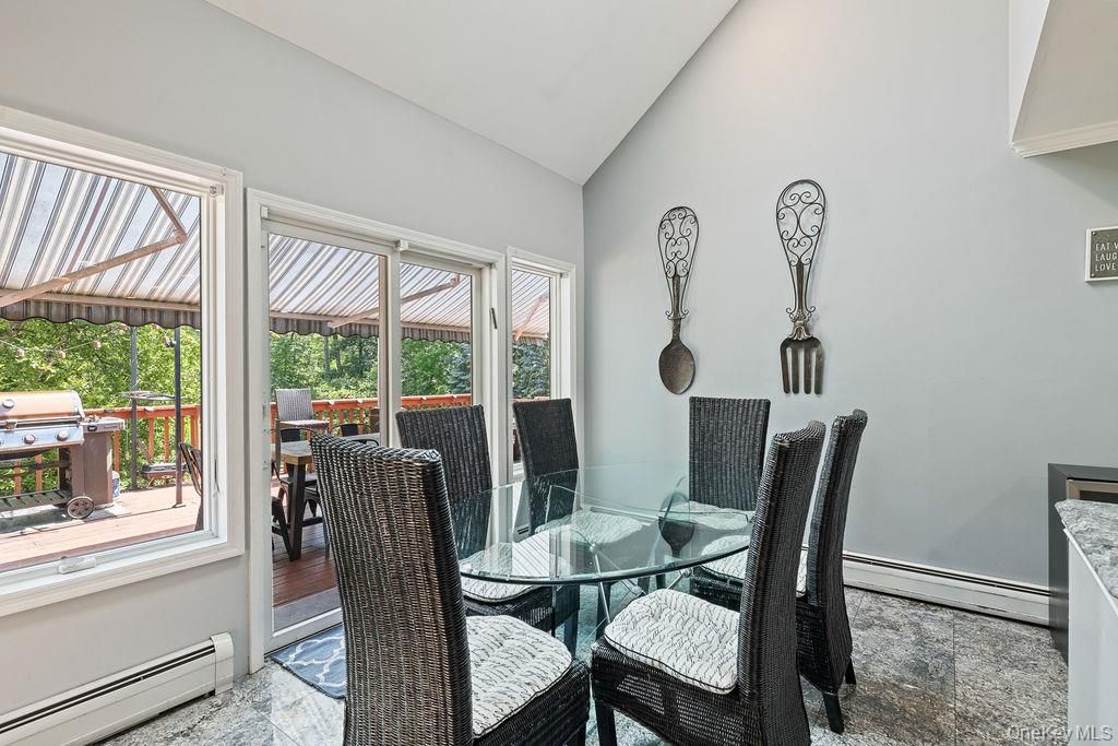 Dining room, Interior
