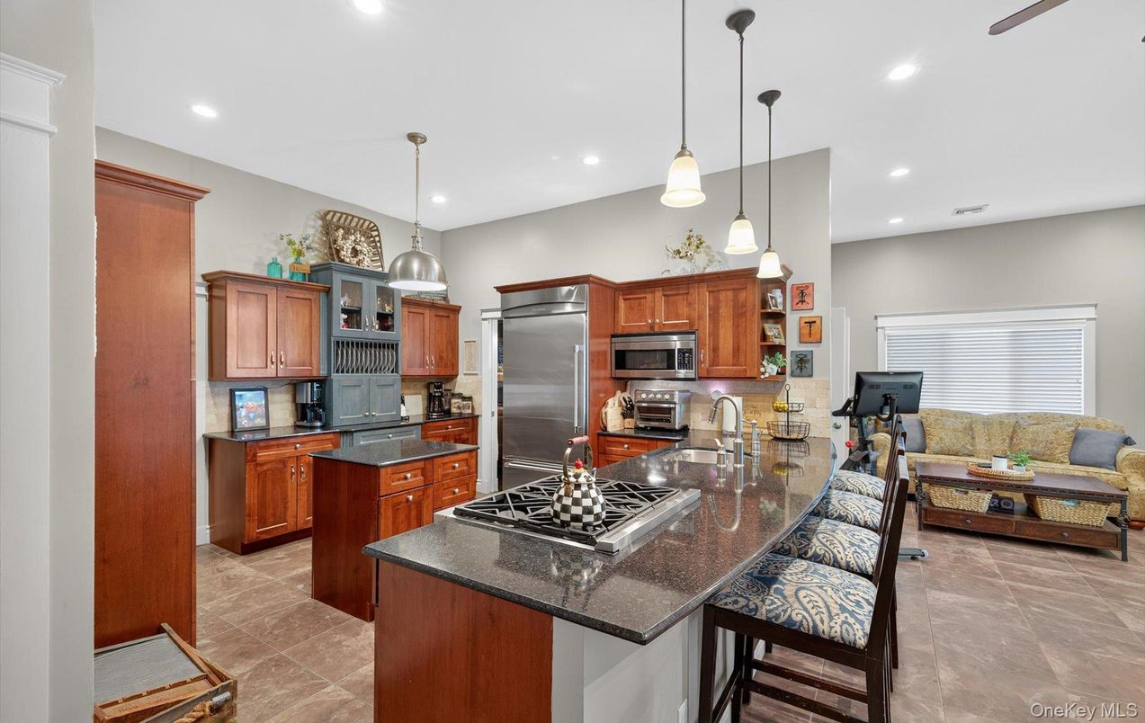 Interior, Kitchen, Pendant Lights, Recessed Lighting, Stainless Steel Appliances