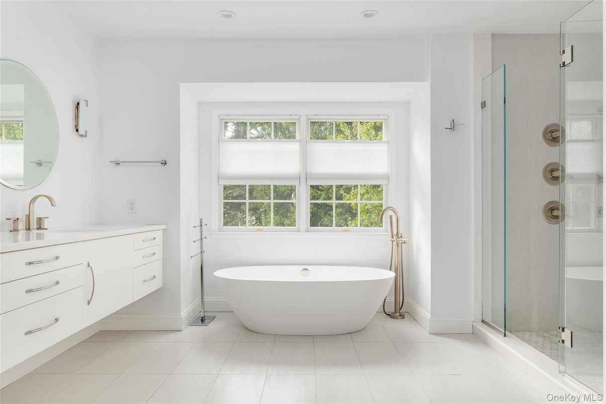 Bathroom, Free Standing Baths, Glass Shower, Interior