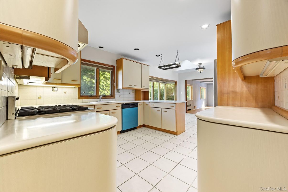 Interior, Kitchen, Recessed Lighting