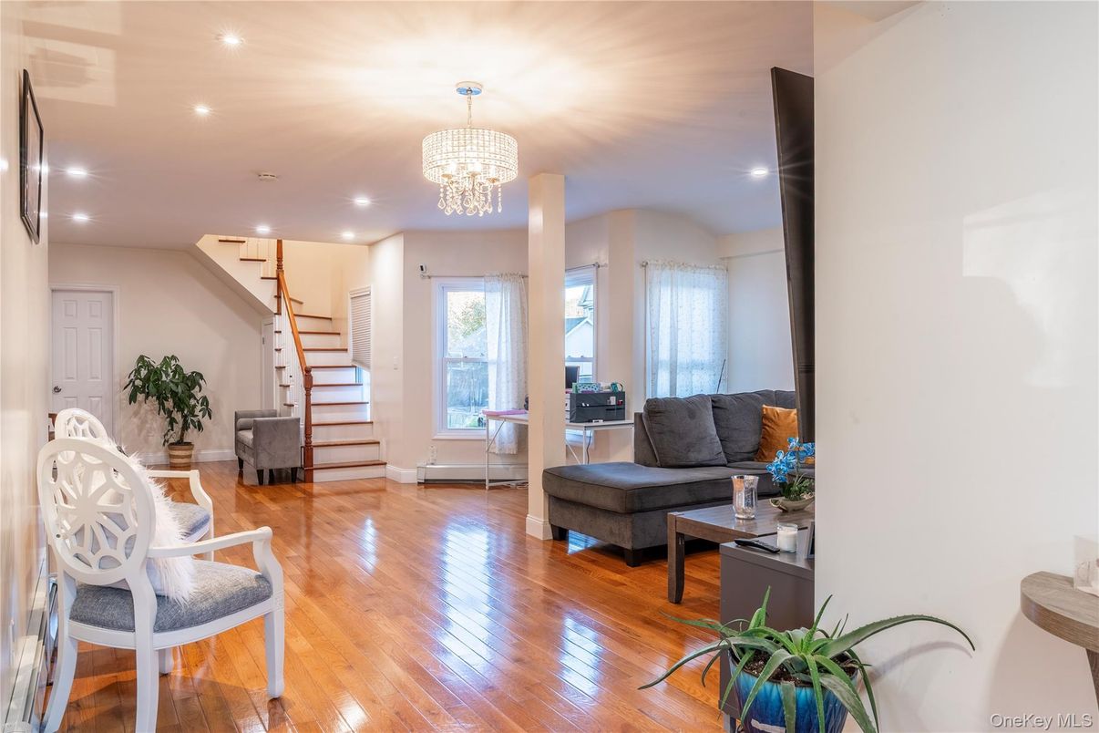 Chandelier, Interior, Living room, Recessed Lighting, Wood Texture Flooring