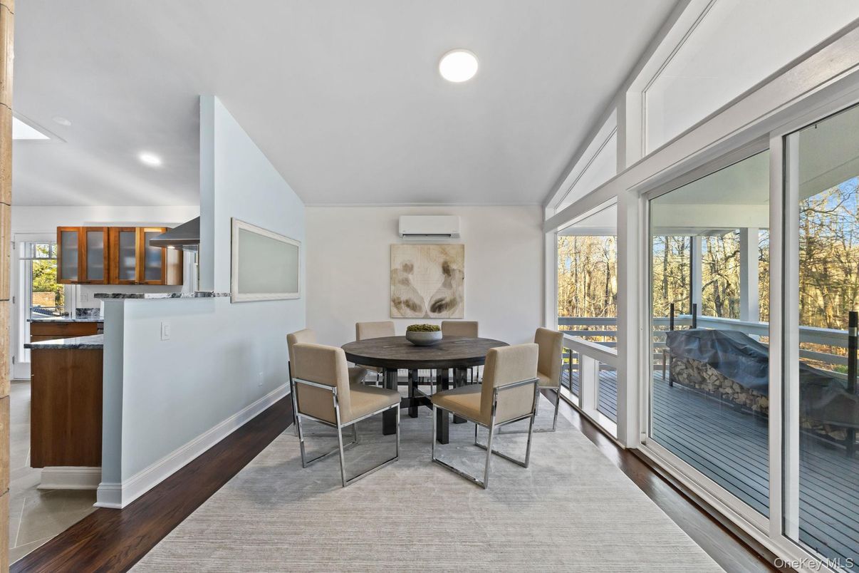 Dining room, Interior, Kitchen, Recessed Lighting, Wood Texture Flooring