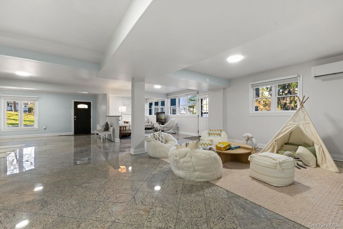 Interior, Living room, Recessed Lighting