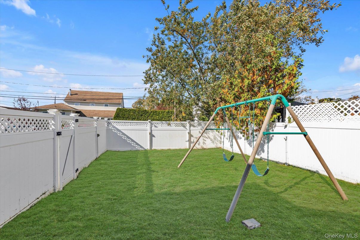 Backyard, Exterior, Playground
