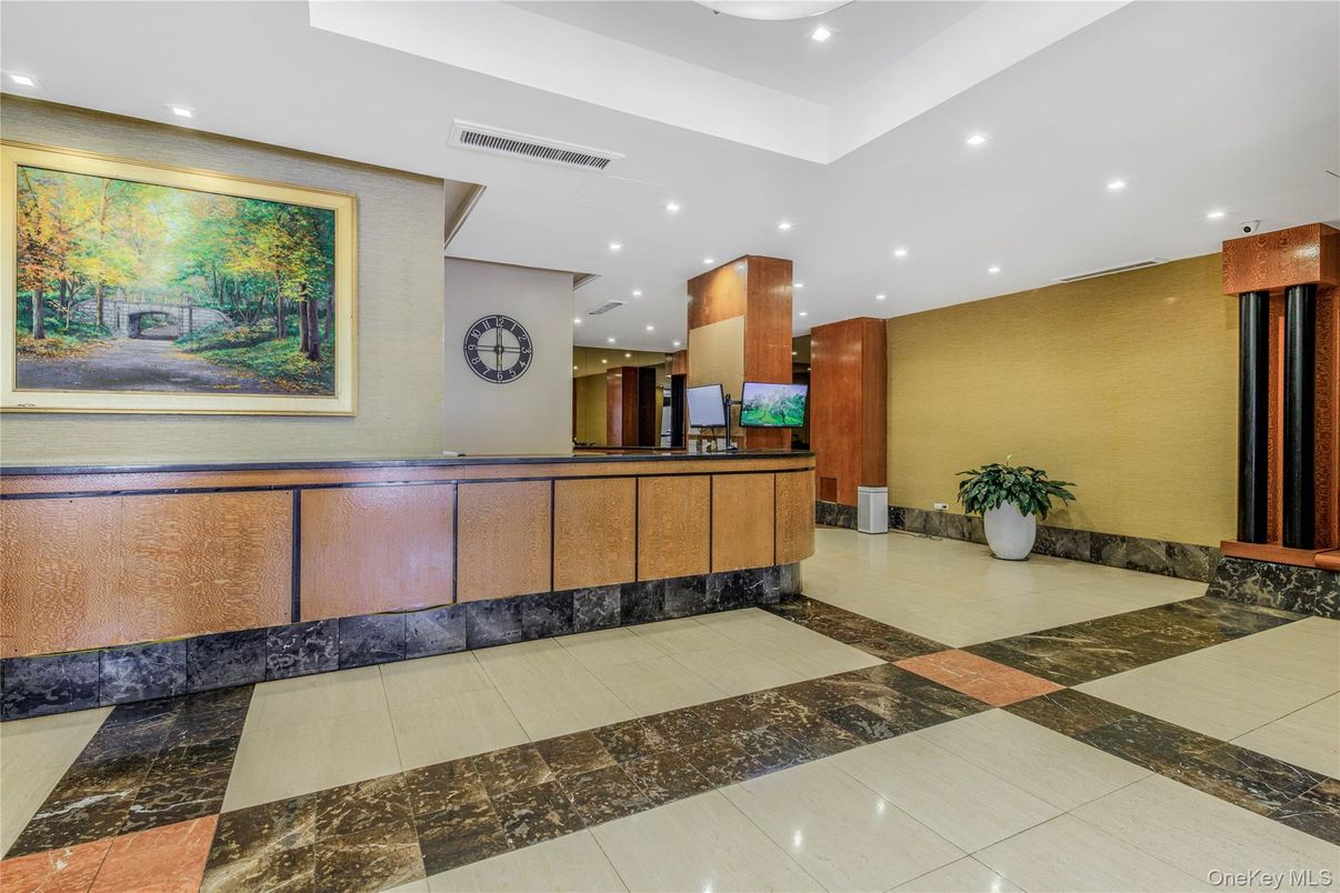 Interior, Recessed Lighting