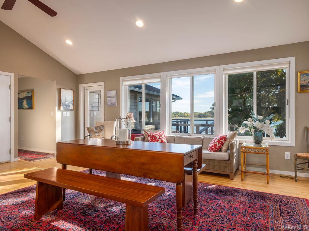 Interior, Recessed Lighting, Water, Wood Texture Flooring