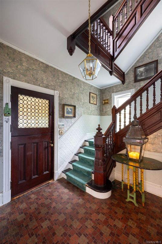 Interior, Pendant Lights, Wooden Beams