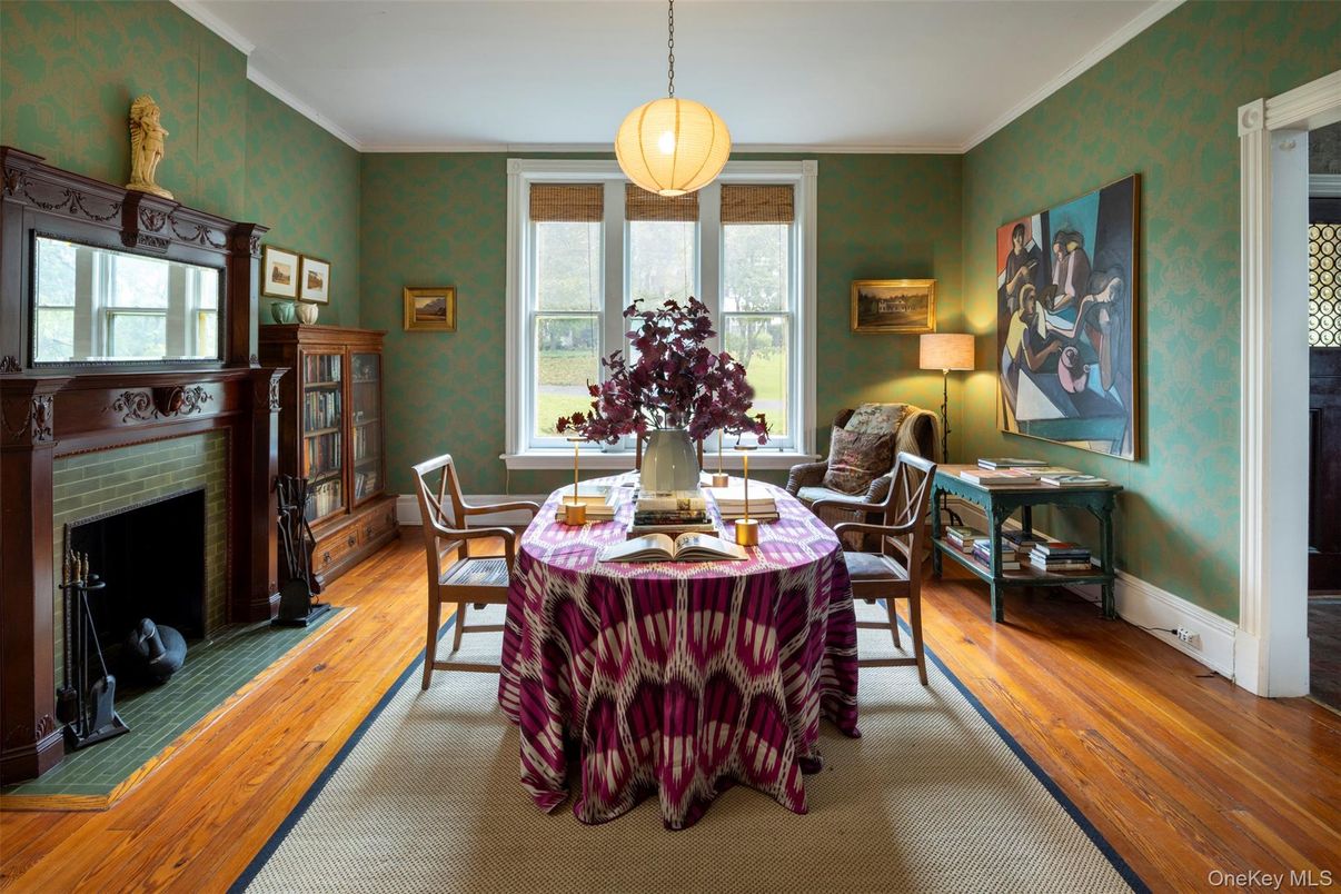 Dining room, Fireplace, Interior, Pendant Lights, Wood Texture Flooring