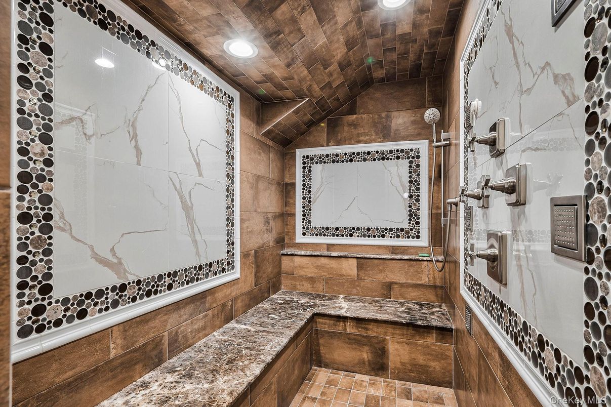 Bathroom, Interior, Recessed Lighting, Wooden Ceilings