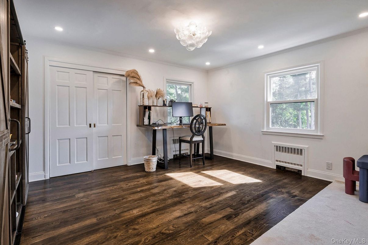 Chandelier, Home Office, Interior, Recessed Lighting, Wood Texture Flooring