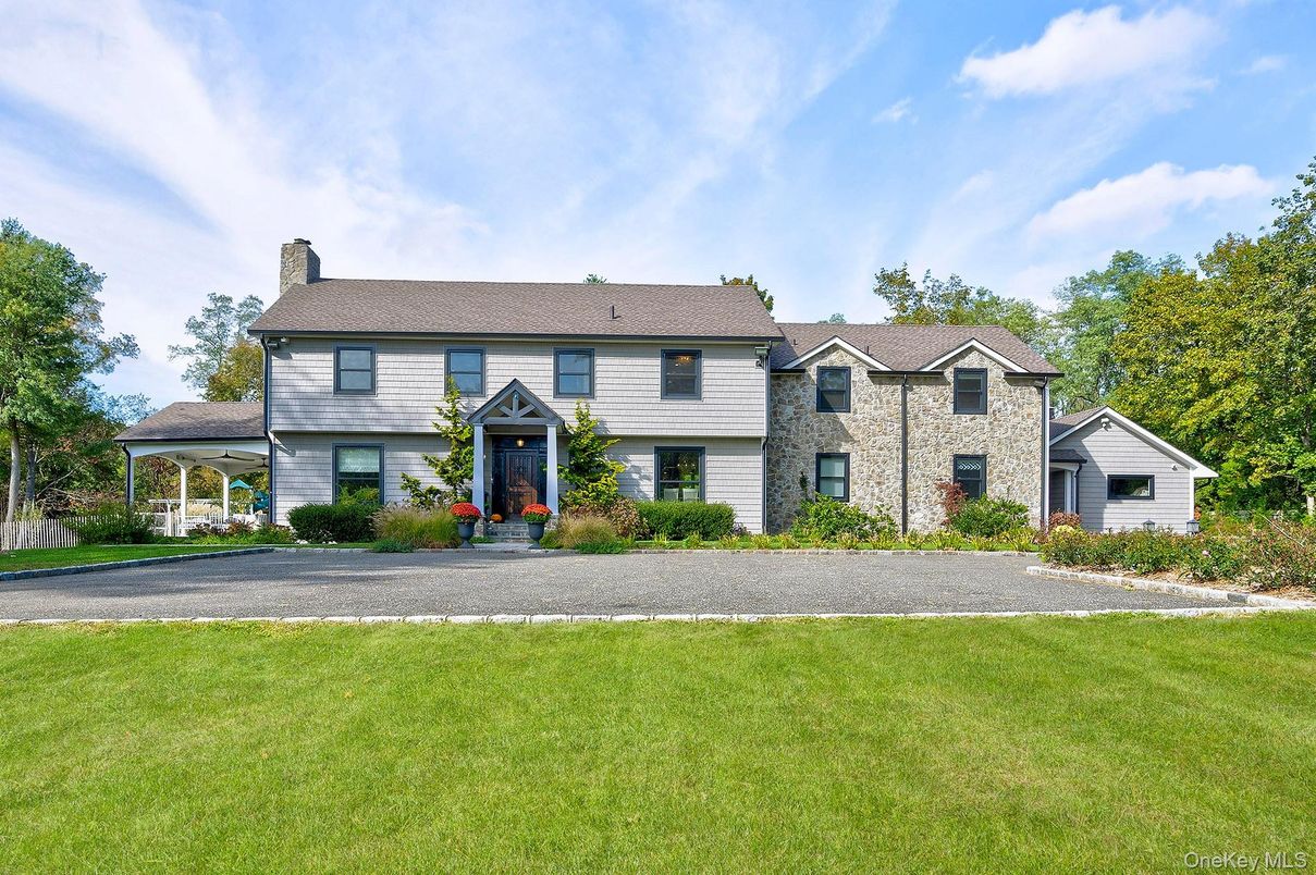 Backyard, Exterior, Facade, Georgian