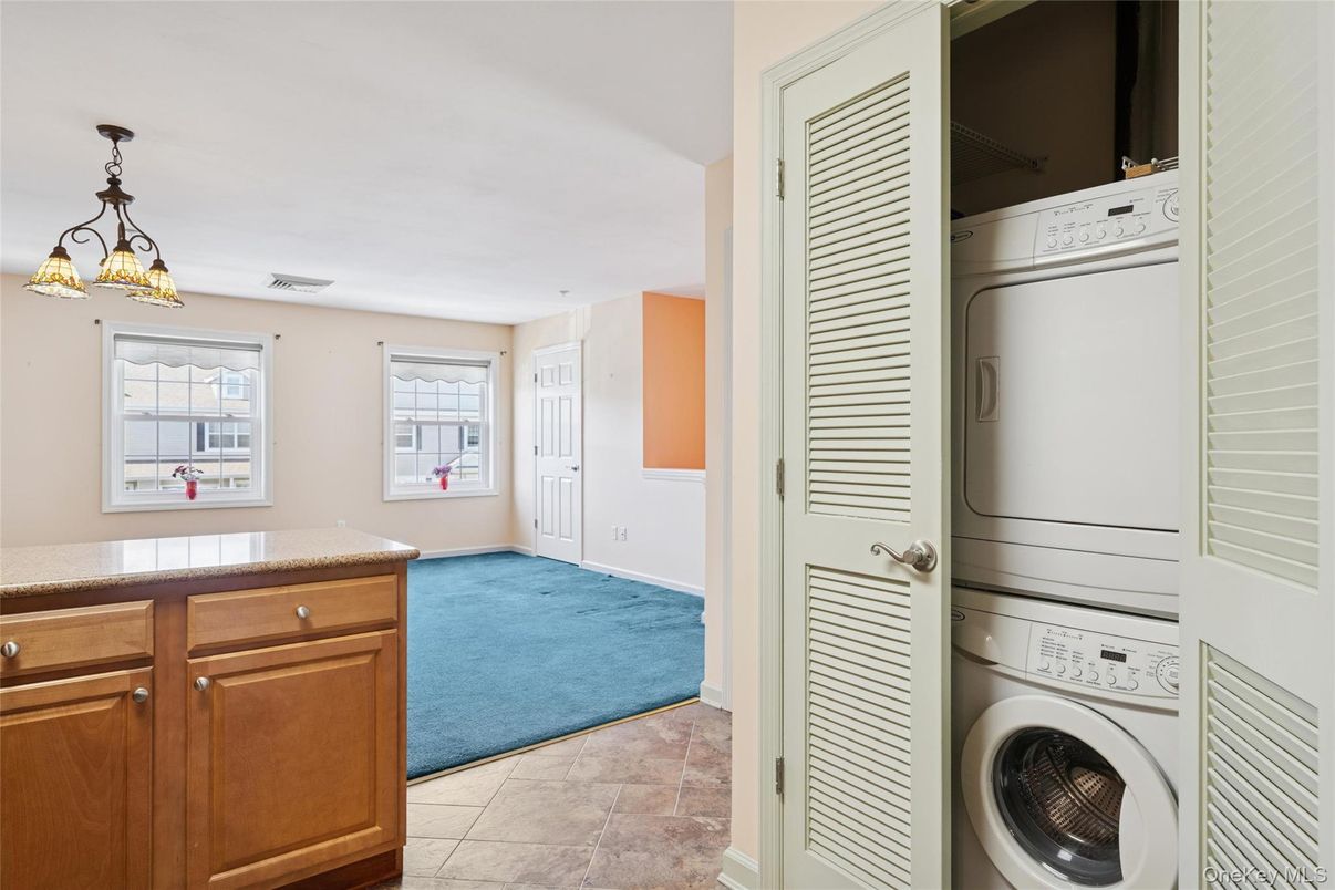 Interior, Pendant Lights, Utility Closets, Washer