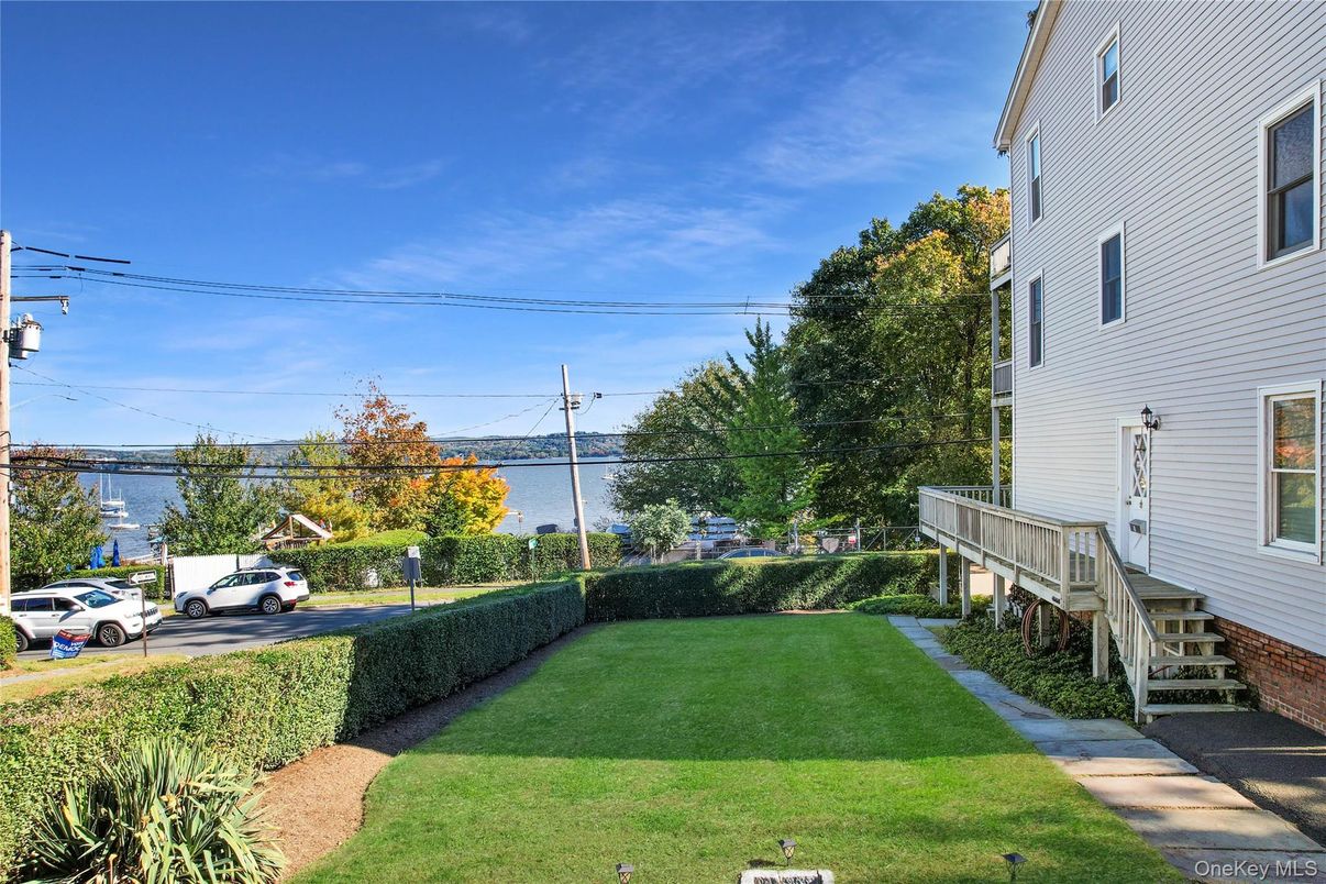 Backyard, Exterior, Water