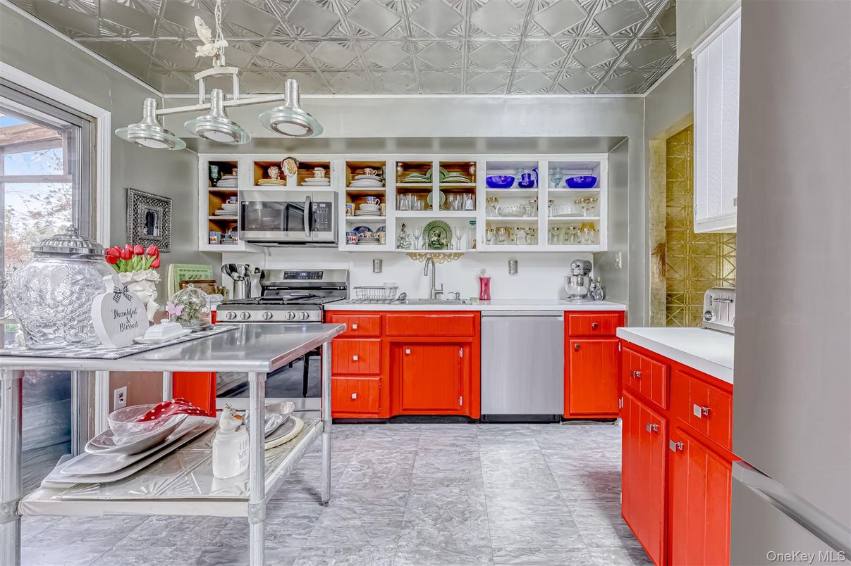 Interior, Kitchen, Stainless Steel Appliances