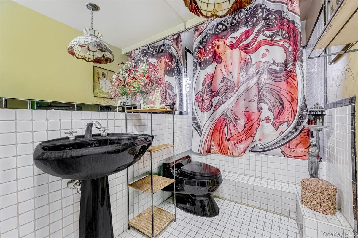 Bathroom, Interior, Pendant Lights