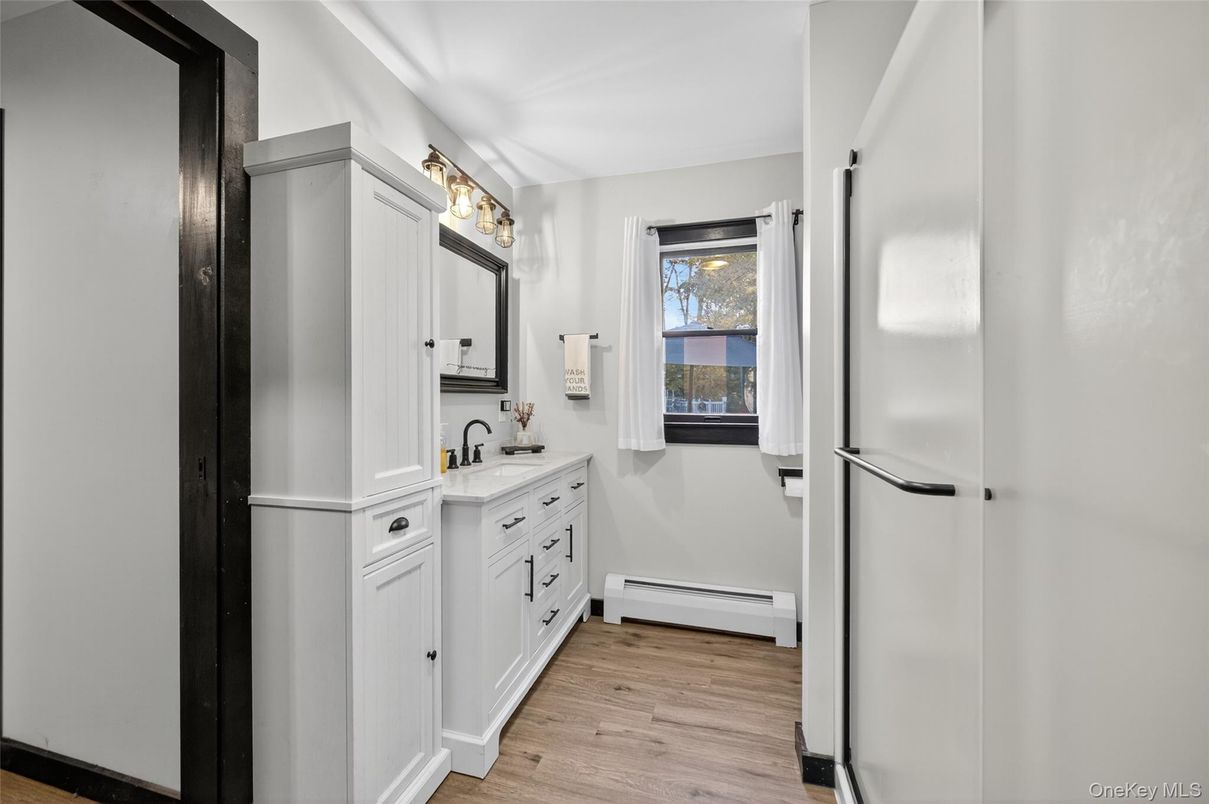 Bathroom, Interior, Wood Texture Flooring