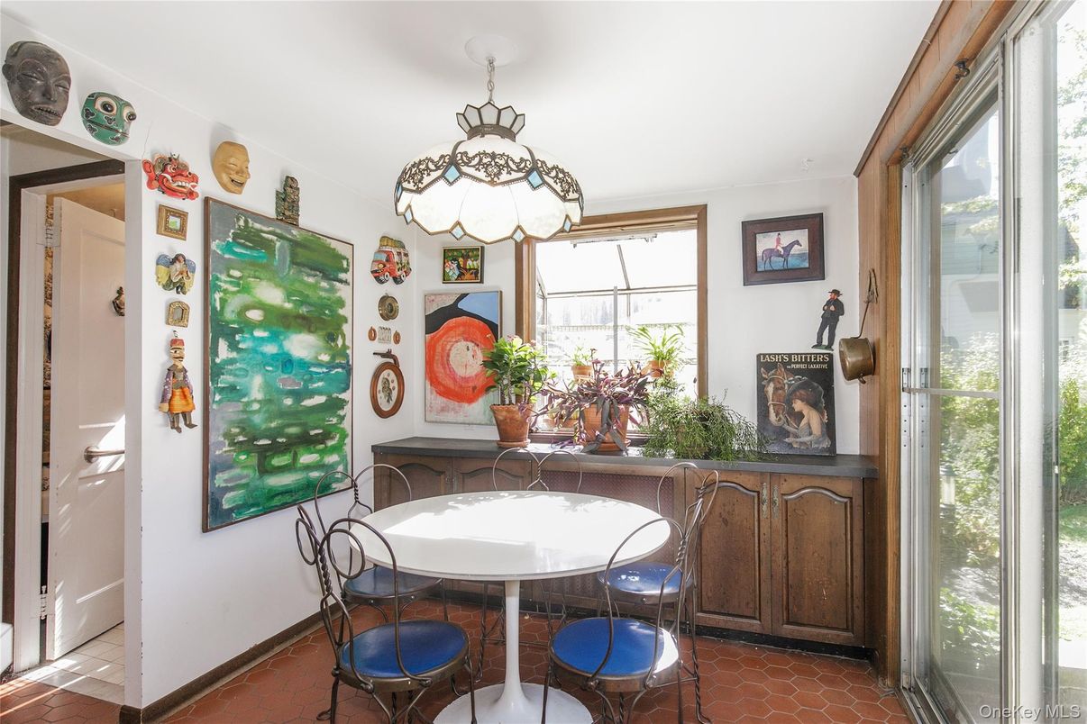 Dining room, Interior, Pendant Lights