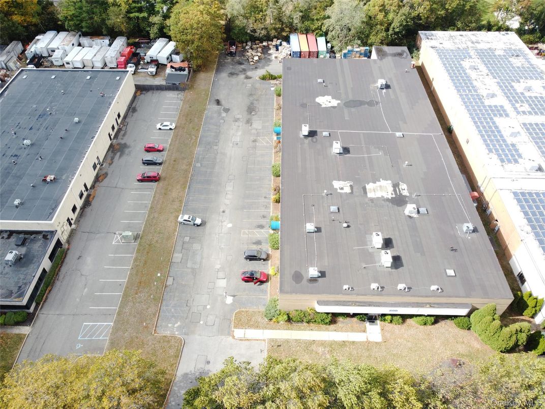 Exterior, Drone