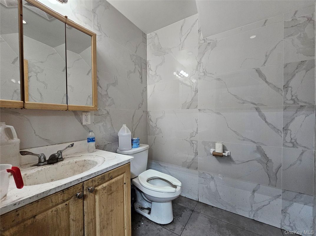Bathroom, Interior, Marble Walls