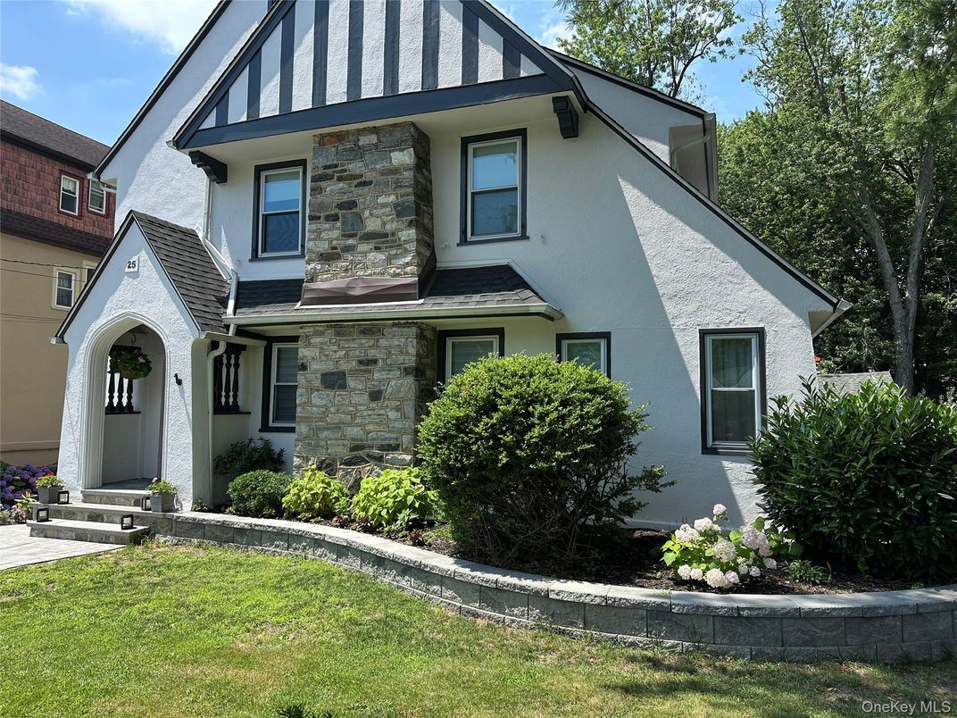 Exterior, Facade, Tudor Revival