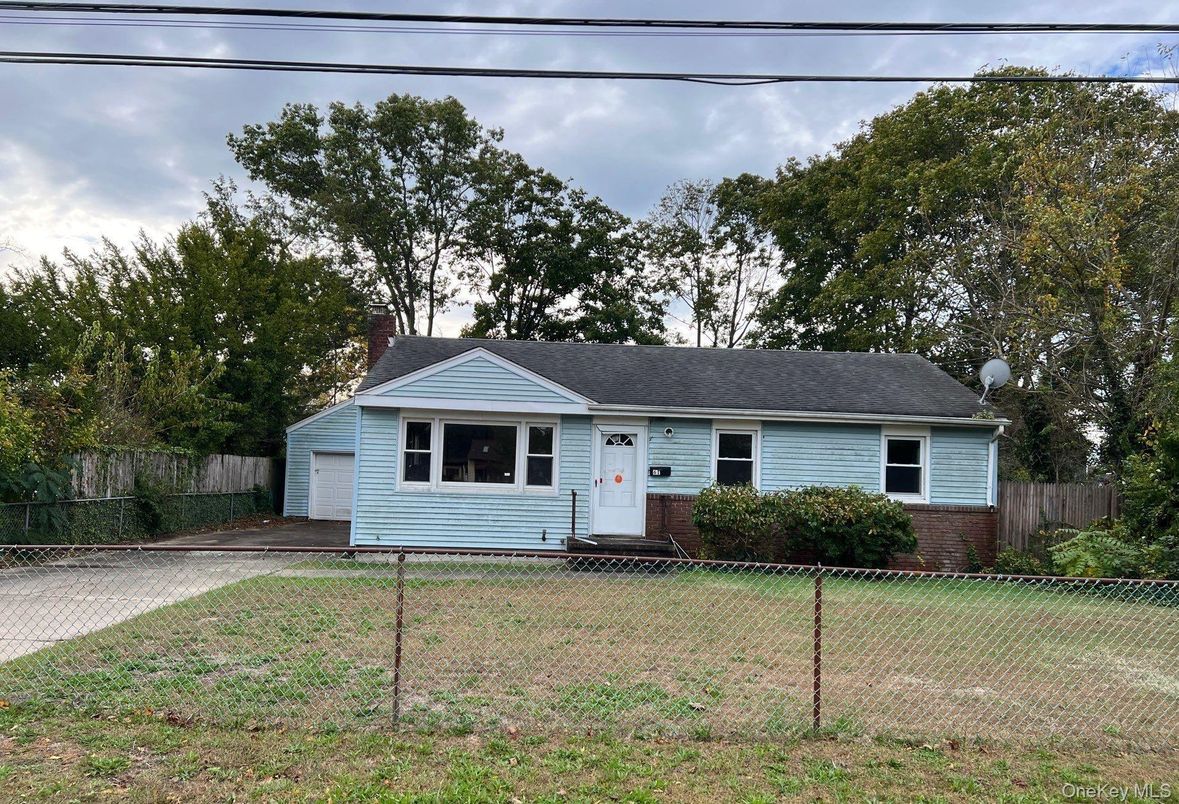 Attached, Backyard, Exterior, Facade, Cape Cod