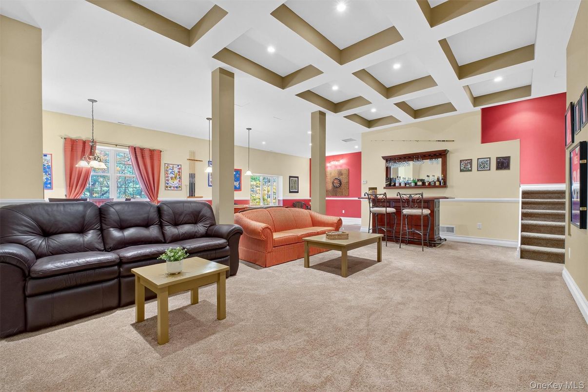 Interior, Living room, Pendant Lights, Recessed Lighting