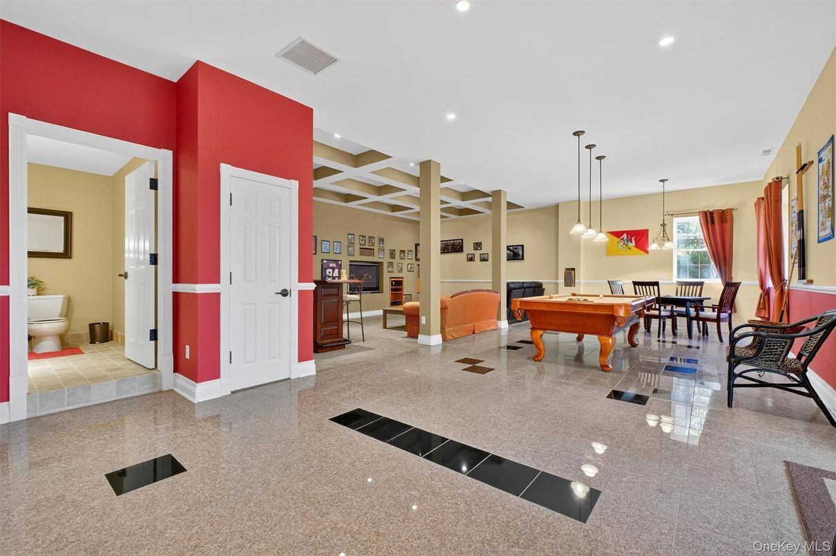 Billiard Table, Dining room, Game Room, Interior, Pendant Lights, Recessed Lighting