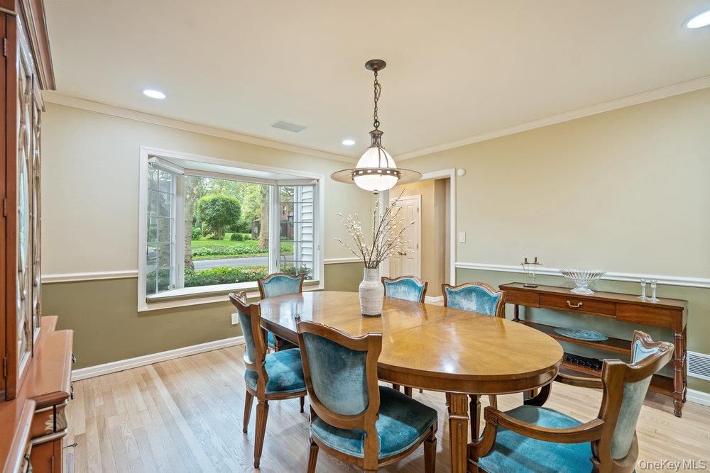 Dining room, Interior, Pendant Lights, Recessed Lighting, Wood Texture Flooring