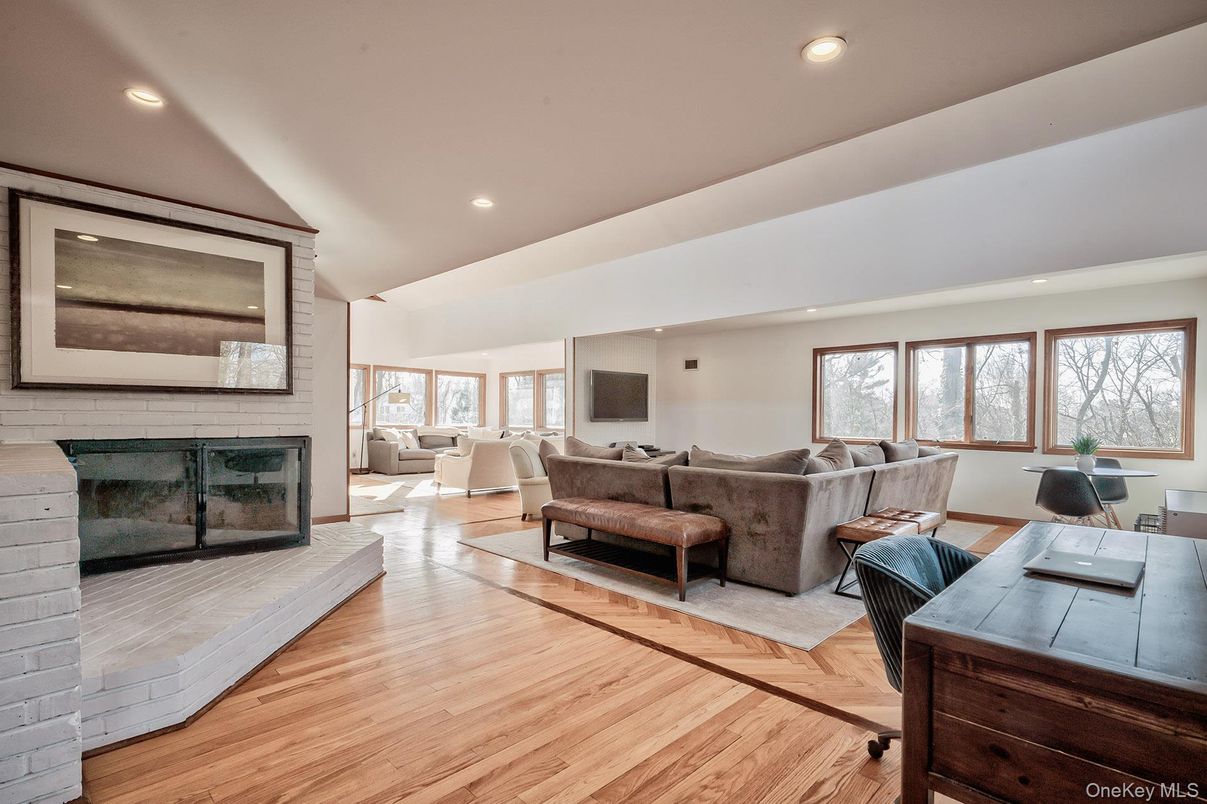 Fireplace, Interior, Living room, Recessed Lighting, Wood Texture Flooring