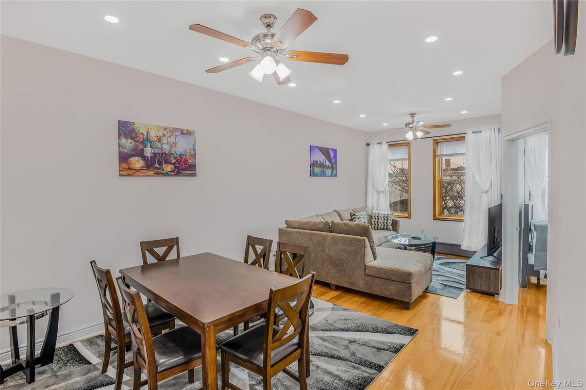 Dining room, Interior, Living room, Recessed Lighting, Wood Texture Flooring