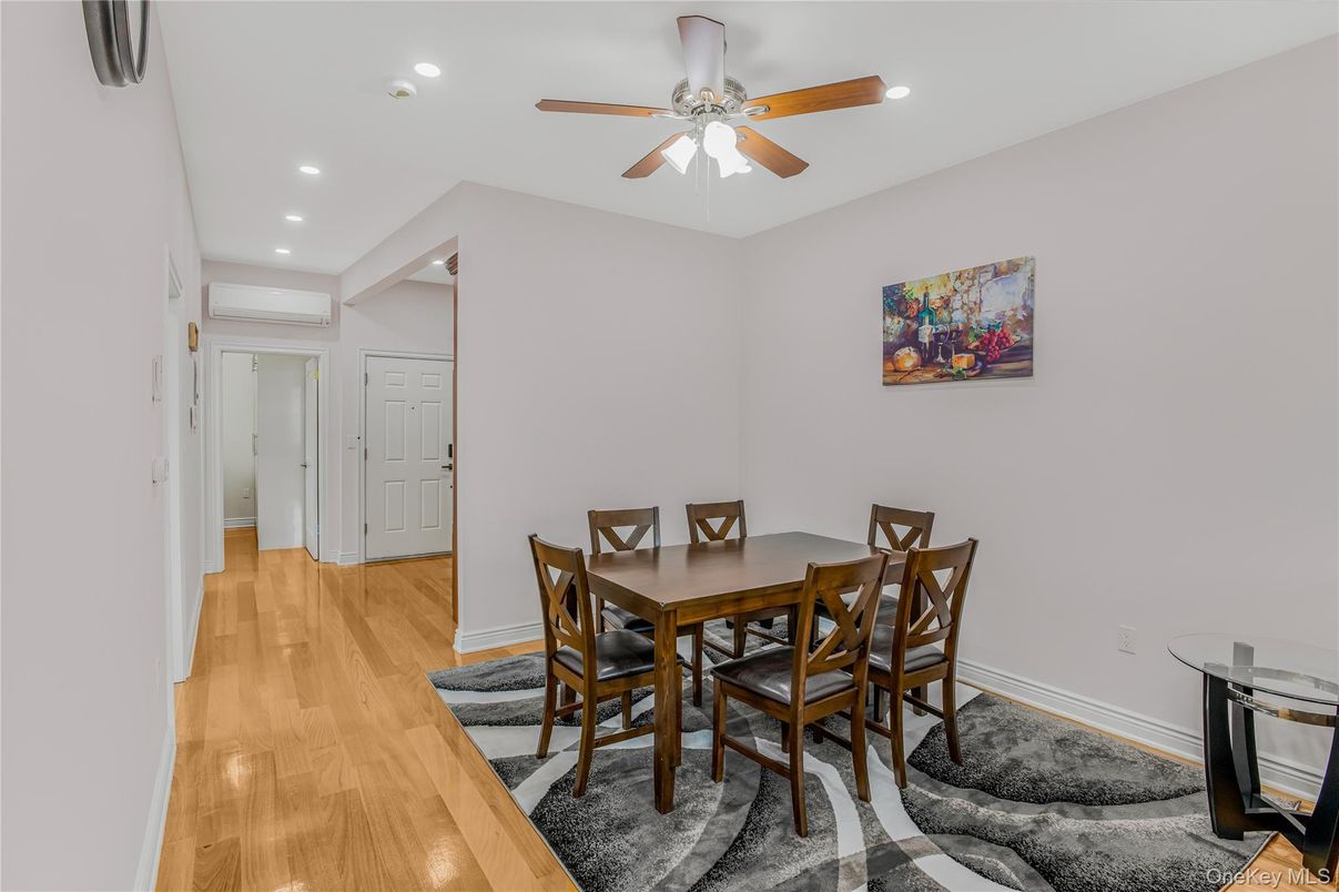 Dining room, Interior, Recessed Lighting, Wood Texture Flooring