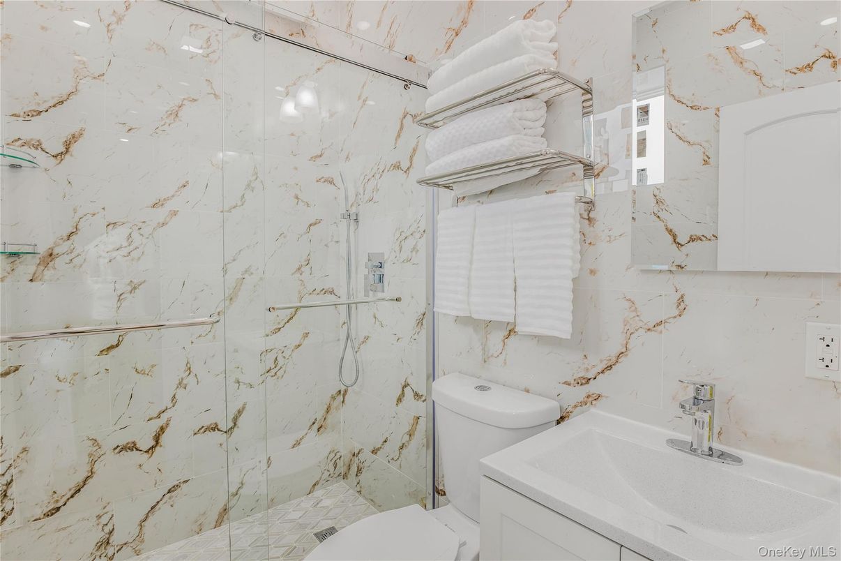 Bathroom, Interior, Marble Walls